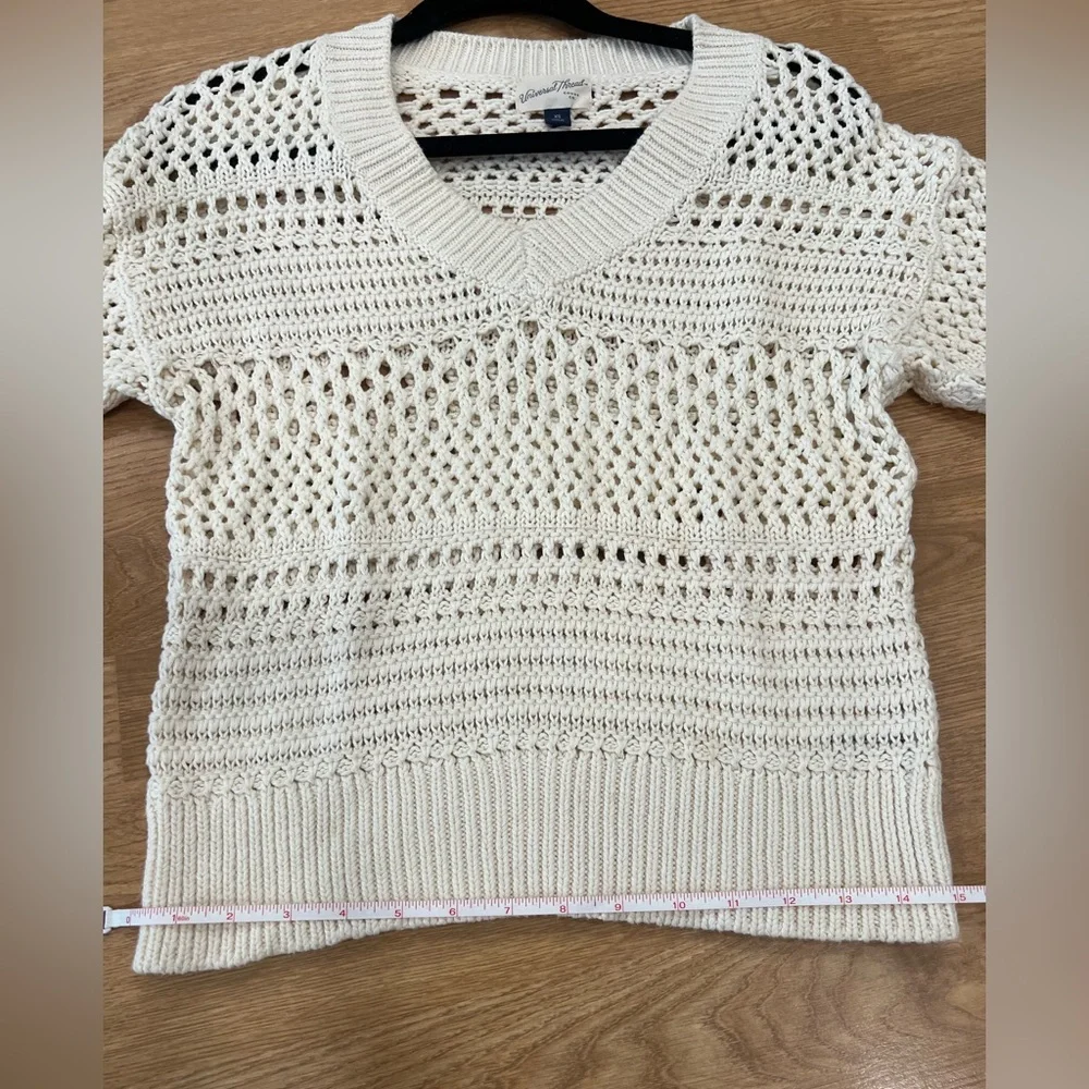 Universal Thread Crochet Sweater - Picture 4 of 7